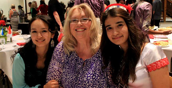 Photo of Host parent and participants at Farewell Banquet.